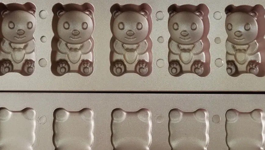 如何对饼干生产线进行原材料预处理工作