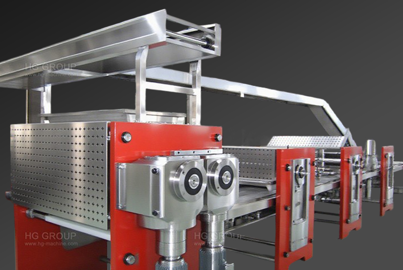 牛角面包生产线