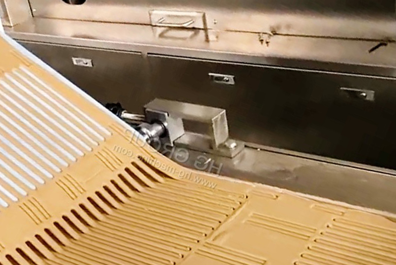 巧克力棒生产线